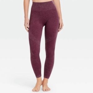 JOY LAB MAROON SEAMLESS LEGGINGS